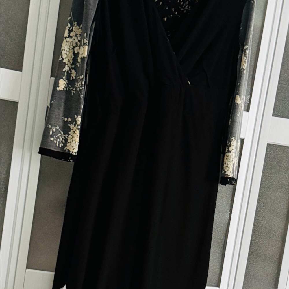 Ralph Lauren Black Floral Blouse - Picture 7 of 9